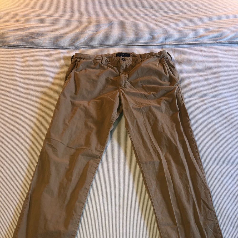 American Eagle Chino slim straight size 33x30